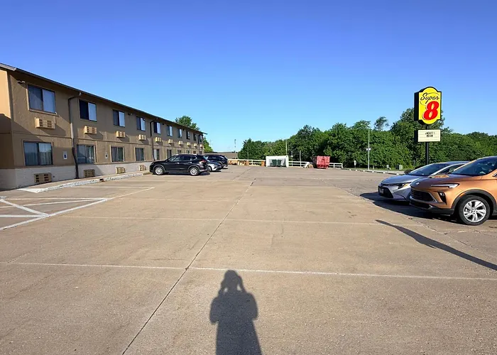 Motel Super 8 By Wyndham 2*