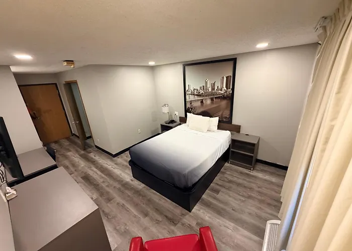 Super 8 By Wyndham Motel 2*