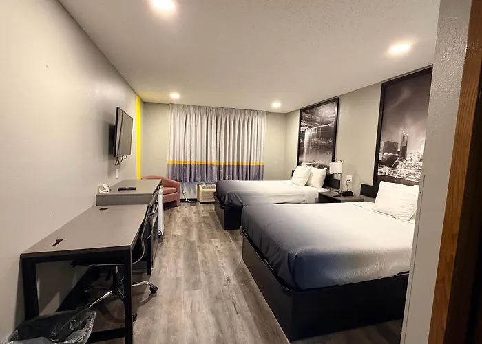Motel Super 8 By Wyndham Macomb